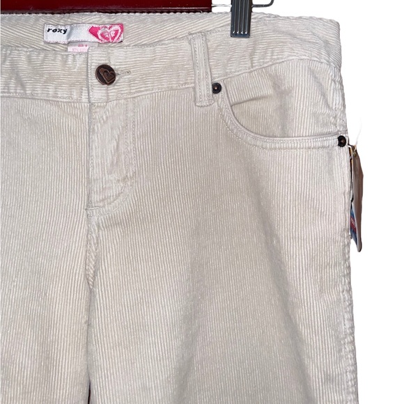 NWT Roxy Corduroy Flare Pants in Tapioca - Picture 2 of 9